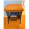 Image 1 : Singer Sewing Machine Table