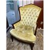 Image 1 : Lewittes Green Armchair