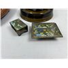 Image 3 : Ashtray Lot