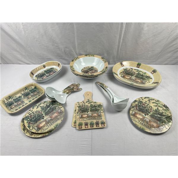 Plastic Serving Set