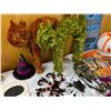 Image 5 : Halloween Decor Lot