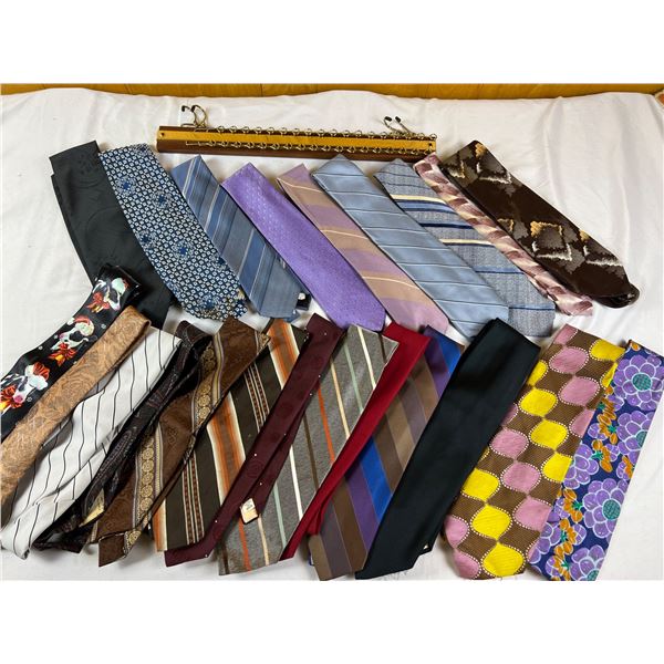 Tie Lot