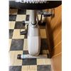 Image 2 : Schwinn 120 Exercise Bike
