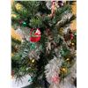 Image 5 : Christmas Tree & Decor