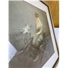 Image 3 : Feminine Dove Artwork