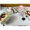 Image 7 : Decorative Ceramics
