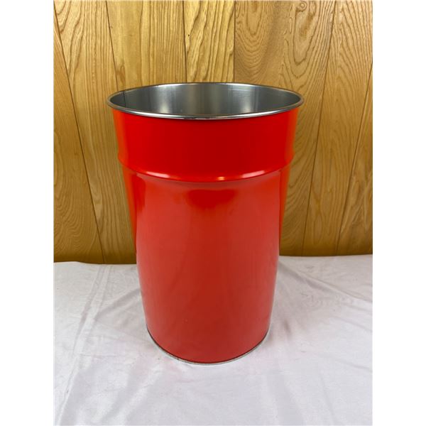 Retro Trash Bin
