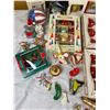Image 4 : Christmas Ornaments & Decor