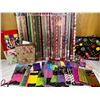 Image 1 : Seasonal Gift Wrapping Lot