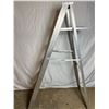 Image 1 : 5.5' Ladder