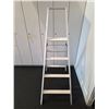Image 1 : L2 - Lucano 94017 4-Step Aluminum Ladder