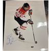 Image 1 : Hayley Wickenheiser Signed Team Canada Photo 20x16