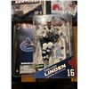 Image 2 : 5 McFarlane NHL Figures, New in Package, Variants