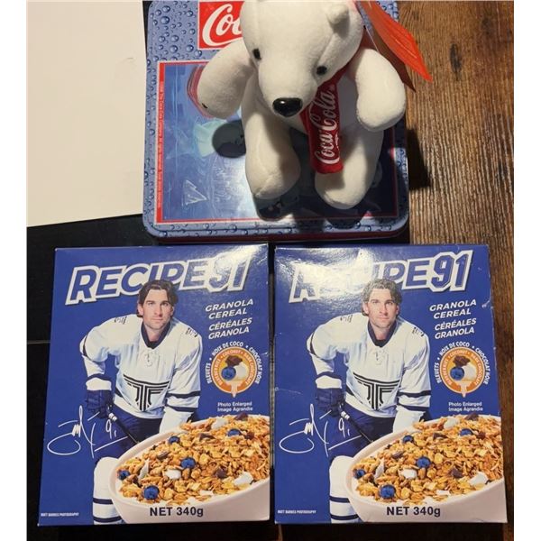 Recipe 91 Granola Cereal & Coca-Cola Bear Lot
