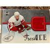 Image 4 : 6 Upper Deck NHL Jersey Cards