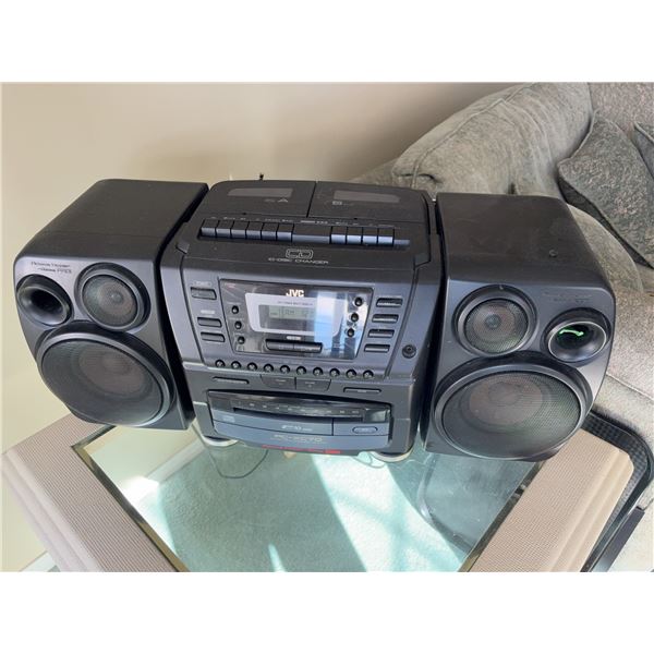 JVC PC-XC70 CD/Cassette Boom Box with 10-Disc Changer and Active Hyper-Bass Pro