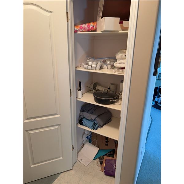 Green Mountain Coffee K-Cups, Simac Pasta Machine, Pan, Linens, and Bags