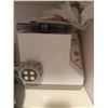 Image 7 : Green Mountain Coffee K-Cups, Simac Pasta Machine, Pan, Linens, and Bags