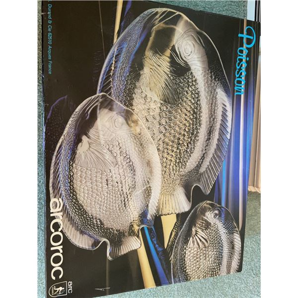 Arcoroc Poisson 7-Piece Glass Serving Set, 1 Platter and 6 Plates, France