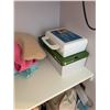 Image 10 : Closet Lot with Shoes, Belts, Purses, Slippers, Bags, Scale, and Accessories