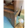 Image 11 : Globe-Wernicke Oak Barrister Bookcase, Size C11 Grade 296, Stratford, Ontario