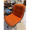 Image 1 : Mid-Century Modern Orange Upholstered Swivel Office Chair on Casters