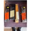 Image 1 : 4 Boxes of Chandelles Fines Taper Candles and Bougies Longue 30cm