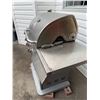 Image 2 : Stainless Steel Propane Gas BBQ Grill with Four Burners and Side Shelves