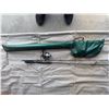 Image 2 : Quantum Optix 4000 Spinning Reel with Two-Piece Fishing Rod and Carry Case