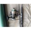 Image 3 : Quantum Optix 4000 Spinning Reel with Two-Piece Fishing Rod and Carry Case