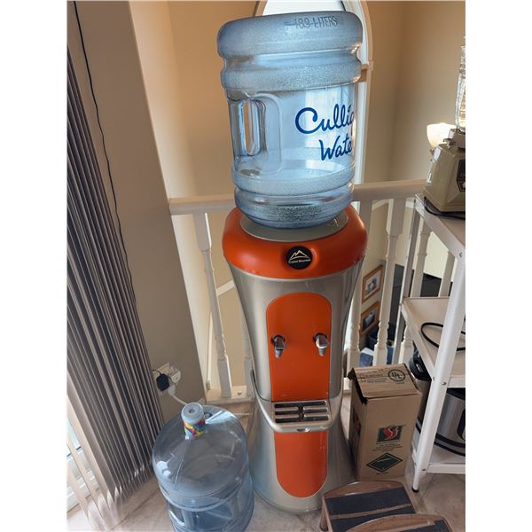 Culligan Water Dispenser with 18.9 Litre Bottle and Spare Empty Water Jug