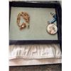 Image 4 : Artemis Jewellers Silver-Tone Floral Stud Earrings in Presentation Box