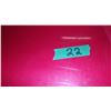 Image 5 : UNCLAIMED STORAGE:  RUBBERMAID TOTE C/W ASSORTED BOWS