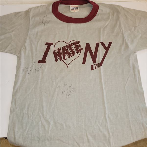 VINTAGE T-SHIRT SIGNED BY WAYNE GRETZKY (TOP LEFT) + 2 OTHER SIGNATURES