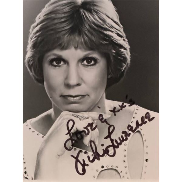Mama's Family Vicki Lawrence signed photo