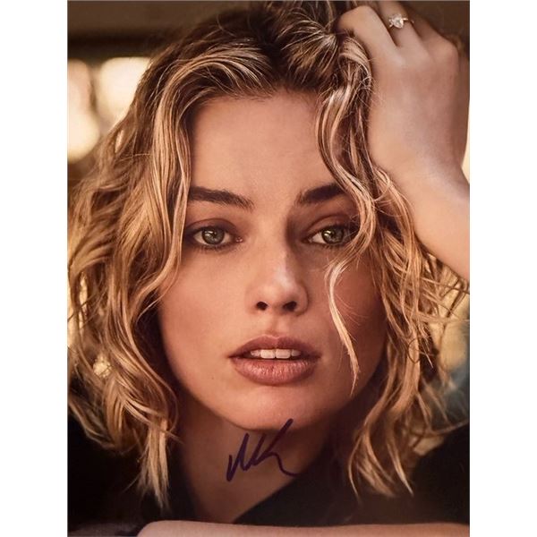 Wolf Of Wall Street Margot Robbie signed photo