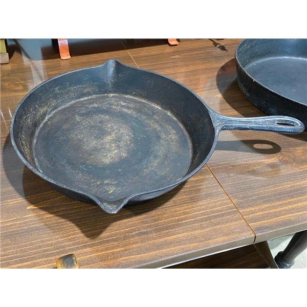 CAST IRON PAN