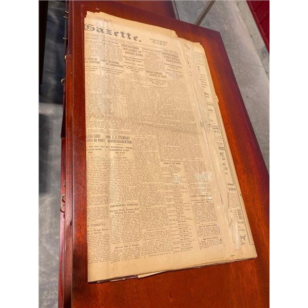 VINTAGE COLLECTIBLE NEWSPAPER