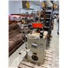 Image 1 : OIL FIRED HOT WATER BOILER