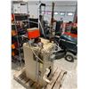 Image 2 : OIL FIRED HOT WATER BOILER