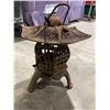 Image 1 : VINTAGE LAWN ORNAMENT