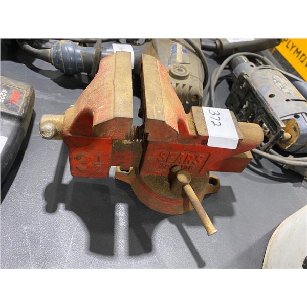SMALL VICE