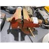 Image 1 : SMALL VICE