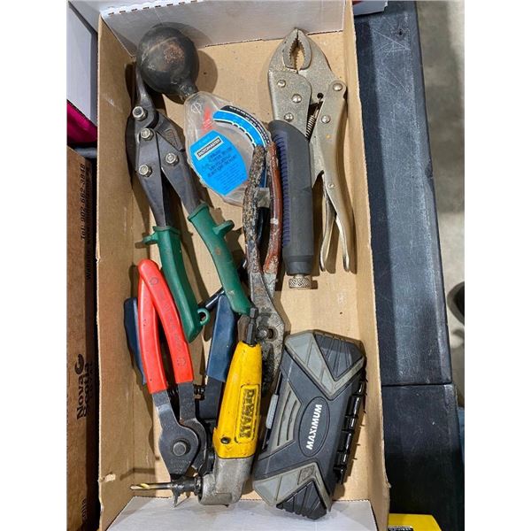 BOX LOT