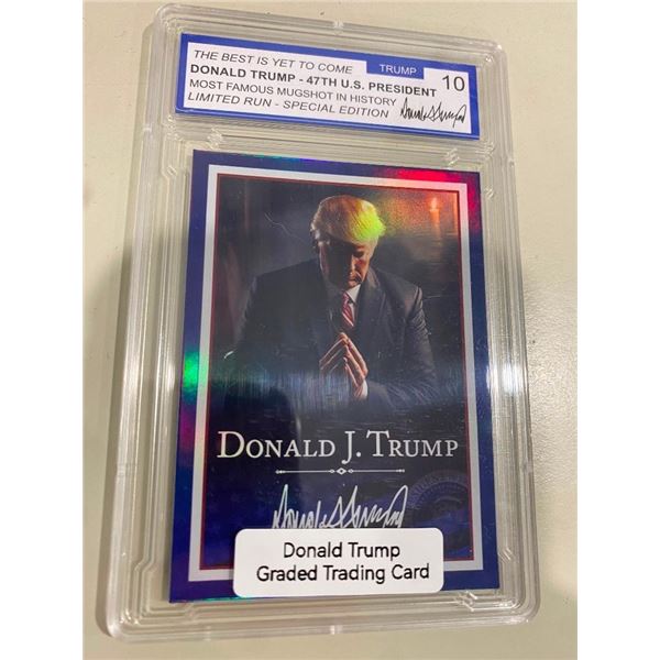 COLLECTIBLE DONALD TRUMP CARD