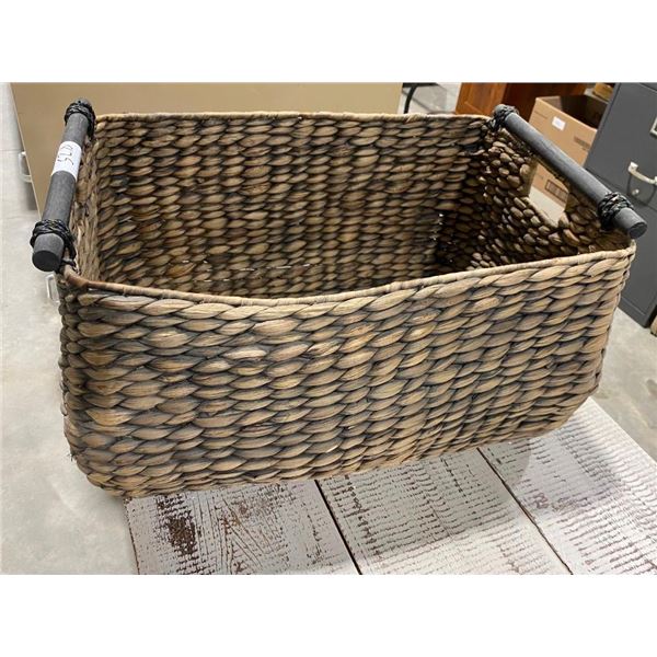DECORATIVE BLANKET BASKET