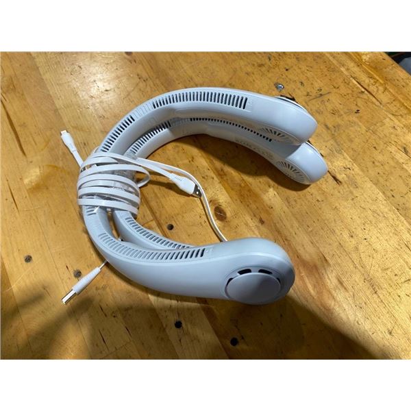 2PC NECK FAN SET- OUT OF BOX
