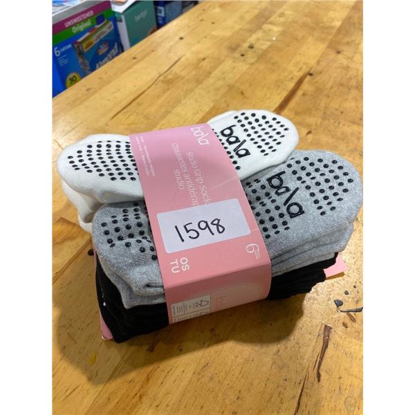 6 PAIRS OF BALA STUDIO GRIP SOCKS
