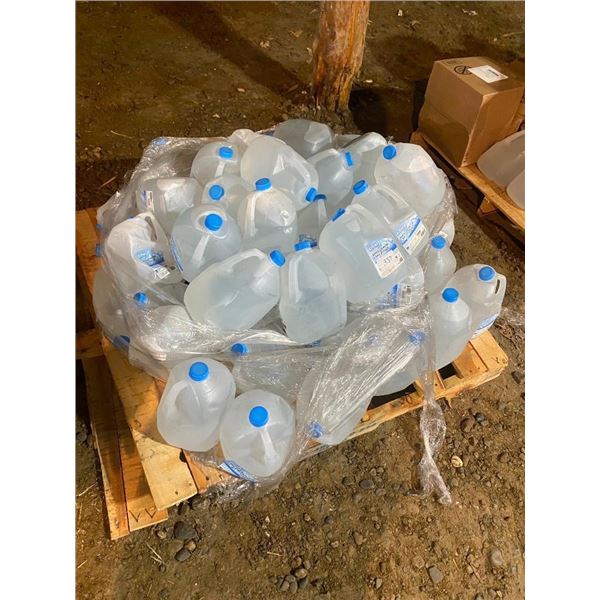 PALLET LOT OF 4L JUGS OF DISTILLED WATER - FEW MAY BE BUSTED
