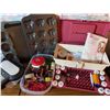 Image 2 : Wilton Cake Decorating Kit And Assorted Baking Molds, Pans, Tools, And Supplies